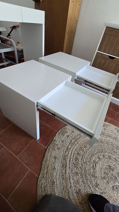 Conjunto de consola + espelho + 2 mesas de cabeceira