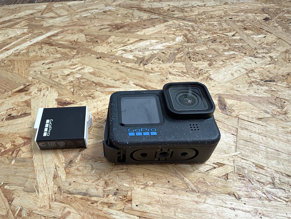 GoPro Hero 12 Black (Avariada / Não liga) – Para Peças ou Reparação