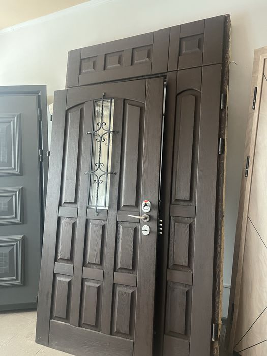 Двері вхідні броньовані РОЗПРОДАЖ