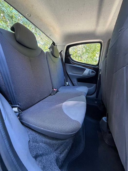 Peugeot 107 de 2008 em ótimo estado