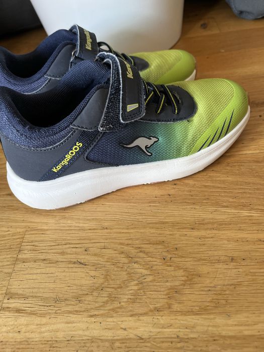 Buty Kangaroos rozmiar 33