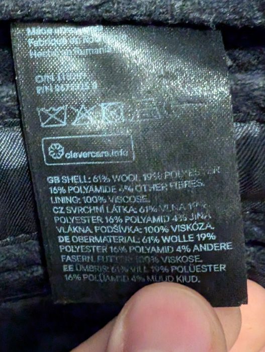 Мужское пальто H&M S/M приталенное, тёплое (61% шерсть)