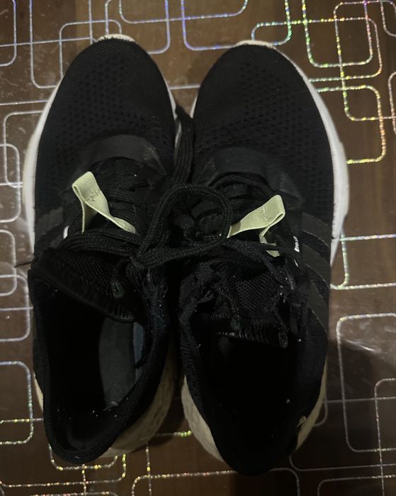 Жіночі кросівки adidas 41