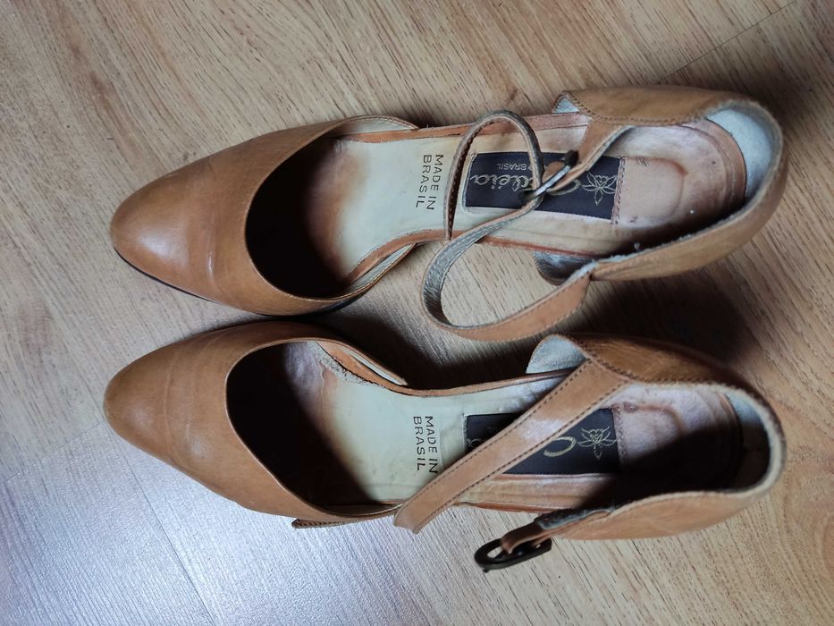 Brązowe buty r.42