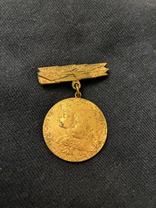 Czechosłowacja medal za wychowanie socjalistyczne