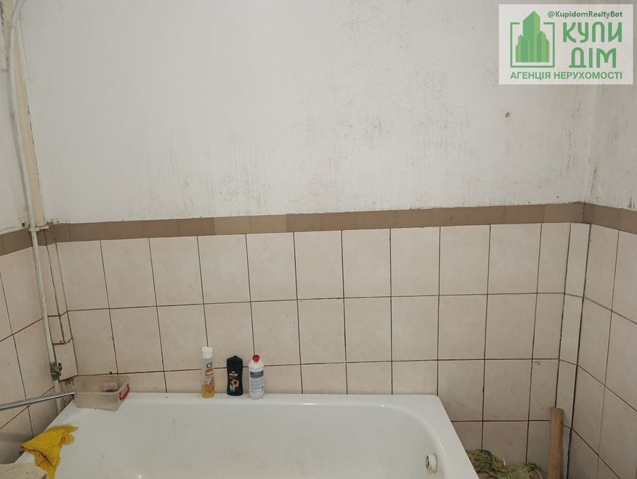 Продаж будинку на кущівці