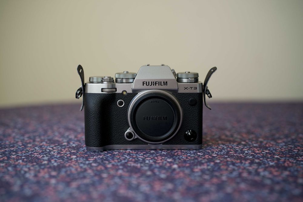 Fujifilm XT-3 + 18-55mm обʼєктив