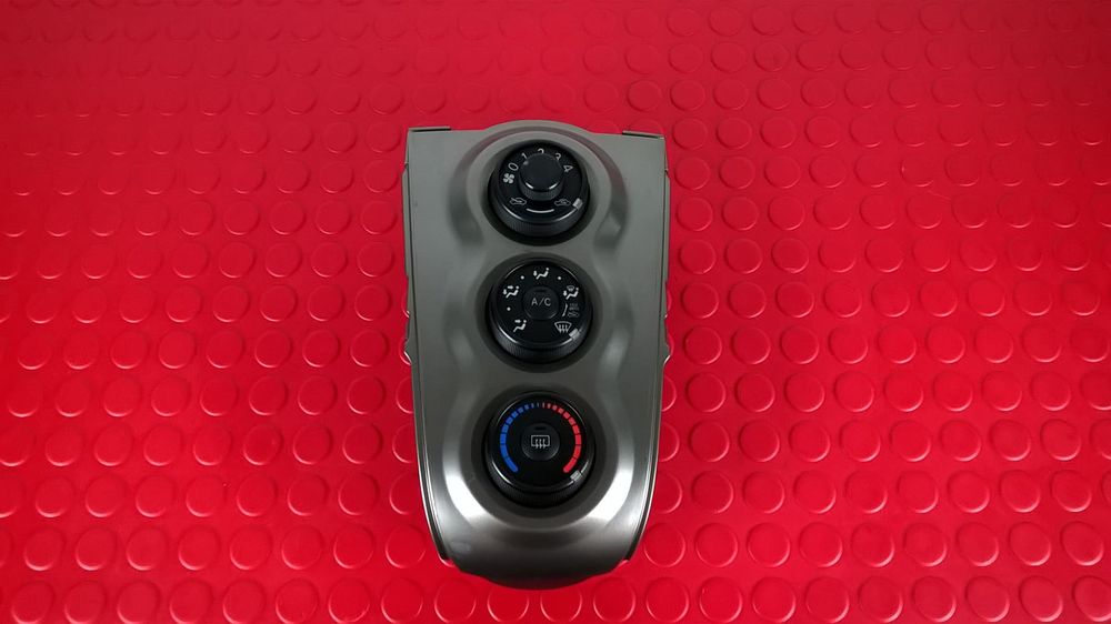 Botão Sofagem / Climatronic 55901 - TOYOTA YARIS
