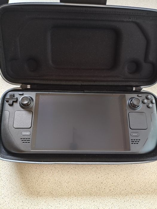 Steam Deck Oled. 1TB. Stan idealny. Sprzedaż lub wymiana.