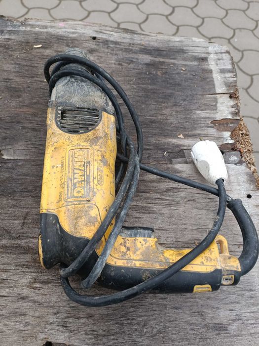 Перфоратор DeWALT