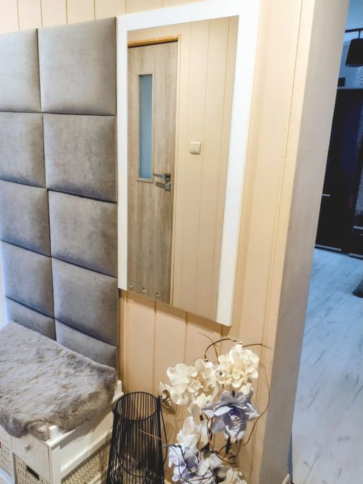 lustro wiszące, białe