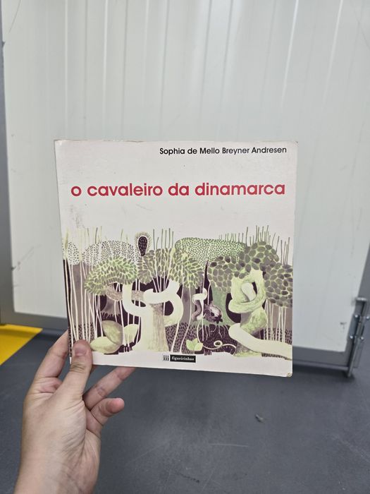 Vários    livros