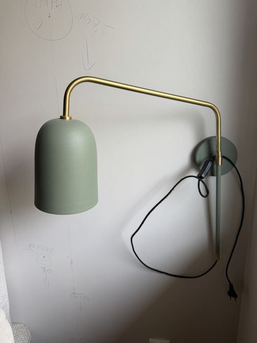 Lampa ścienna piękna lampka szałwia