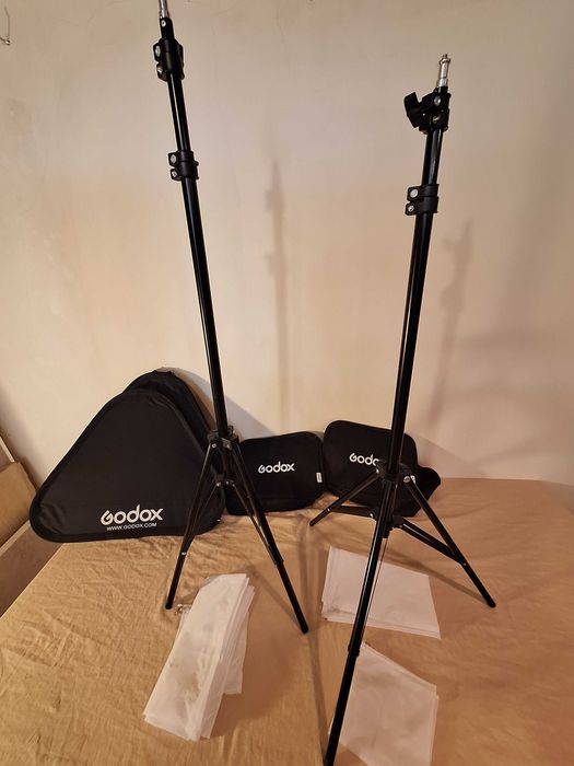 Softbox 60x60 cm com suporte de fixação suporte de Bowen (2 un.)