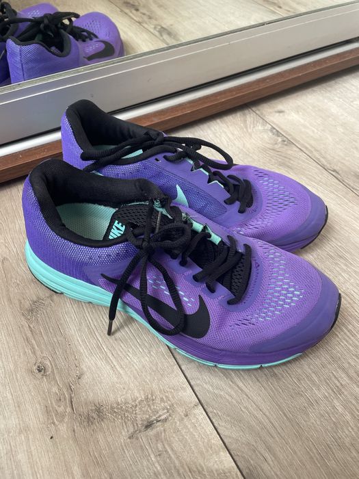 Кросівки найк nike для залу бігу