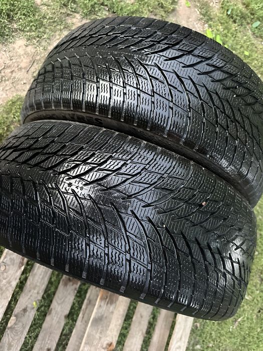 Шини зима 225/40 R19 Nokian резина майже нова