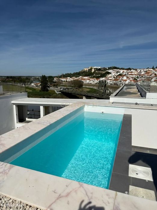 Exclusivo T2 Triplex com Terraço e Piscina Privada em Alcácer do Sal c