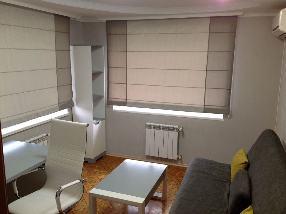 Оренда будинку на березі Дніпра з басейном.