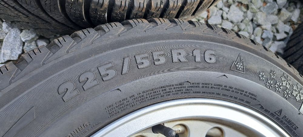 Felgi aluminiowe 16" do BMW z oponami Oryginał