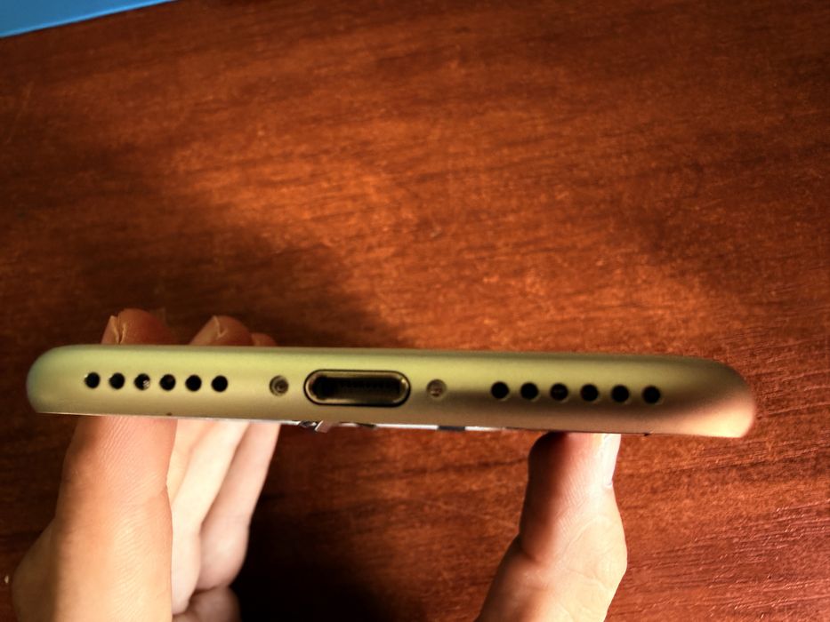 iPhone 8 новый (без мат. платы)
