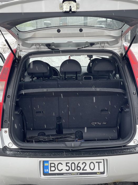 Mitsubishi Colt 2004 рік випуску 1.3 газ/бензин