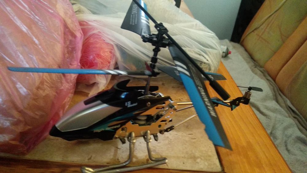 Продам вертоліт на радіо управлінні