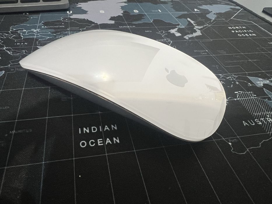 Mysz Apple Magic Mouse (zasilana bateriami AA)