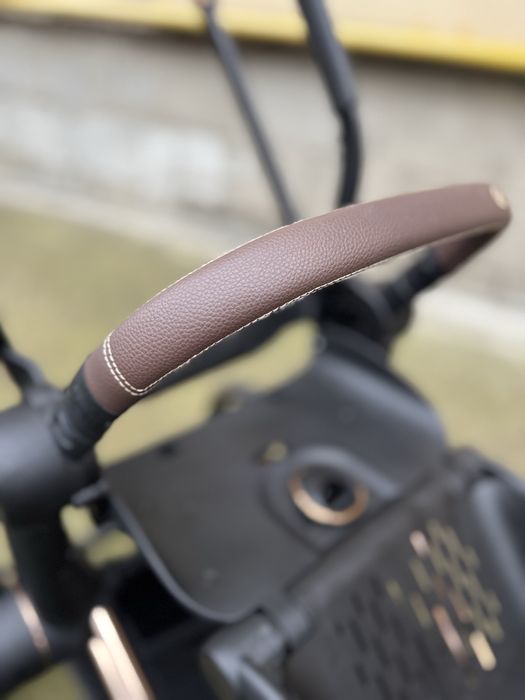 Шасі CYBEX Priam 4.0 Rose Gold золоте