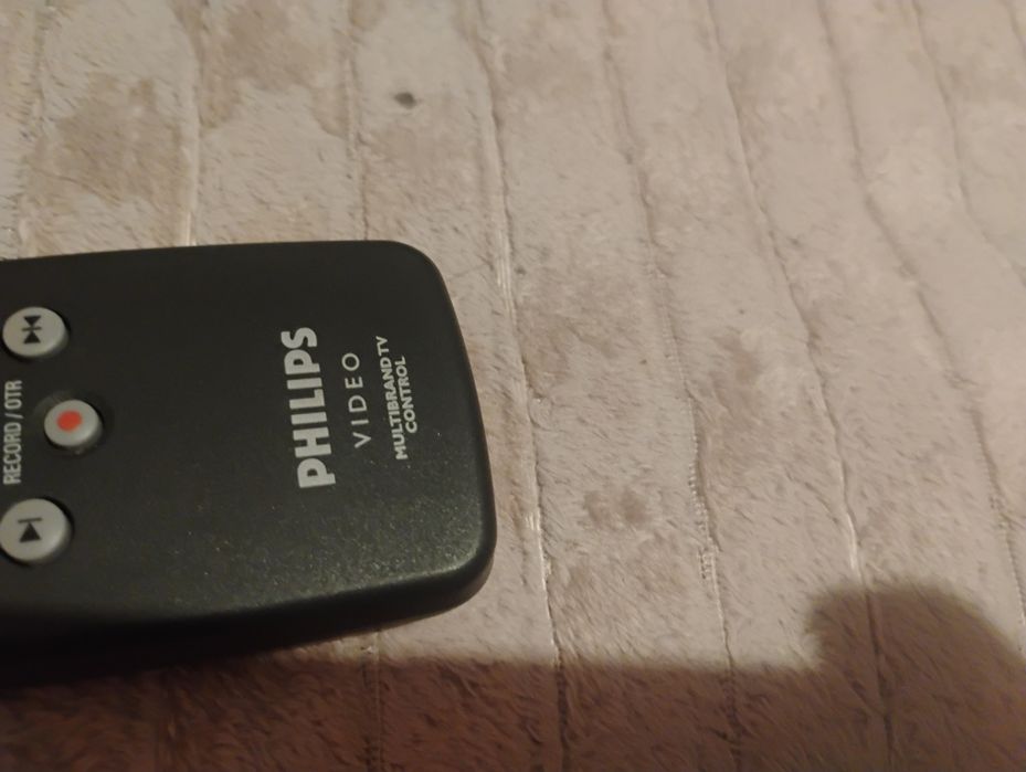 Sprzedam pilot PHILIPS