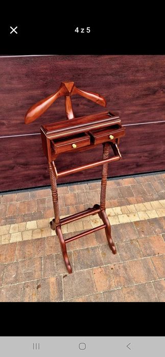 Wieszak kamerdyner  drewniany