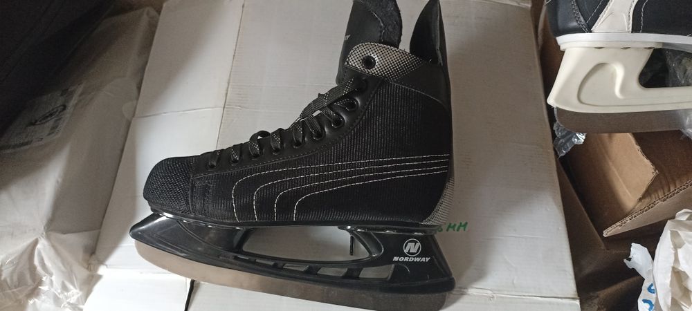 Коньки Nordway 43 стільки 280 мм