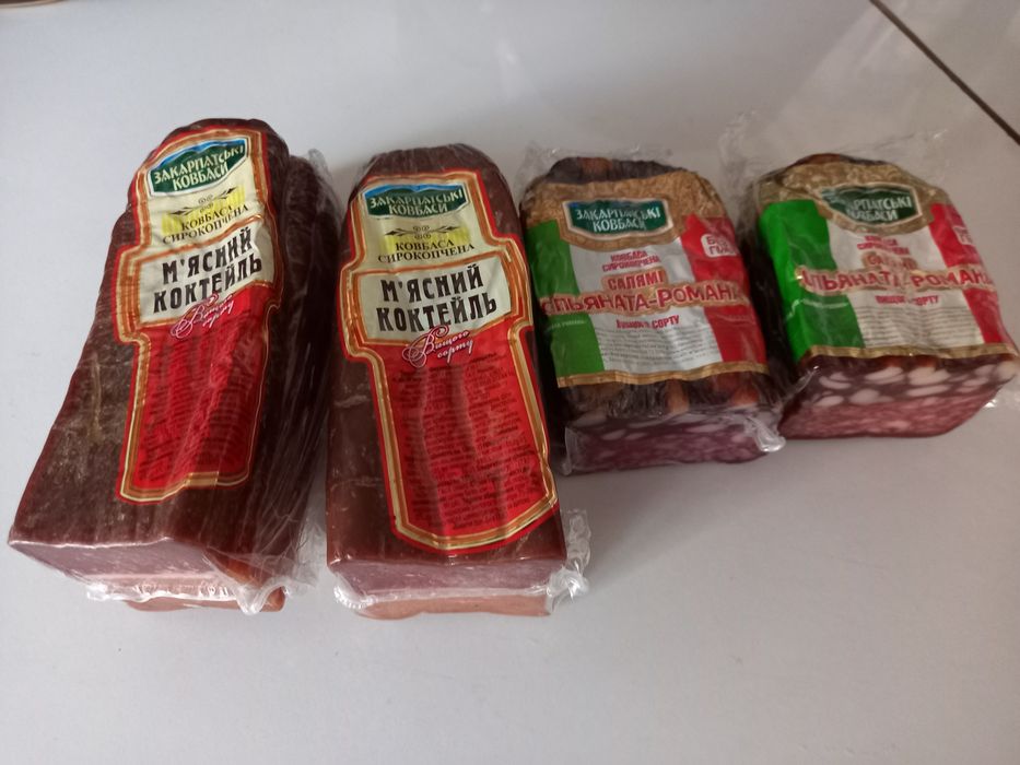 М`ясний коктейль Салямі Закарпатські ковбаси свіже