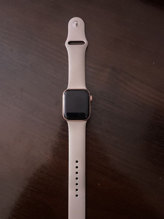 Apple watch 40mm SE gold