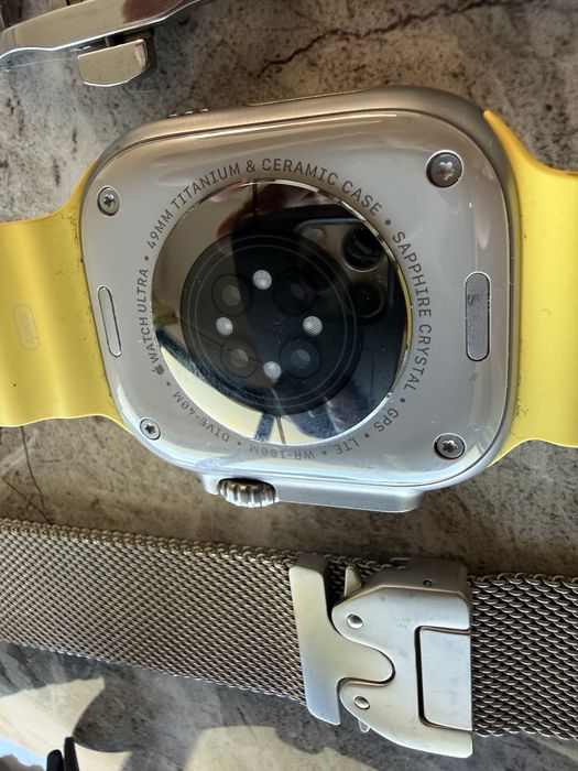 Apple Watch Ultra 1ª geração + Extras