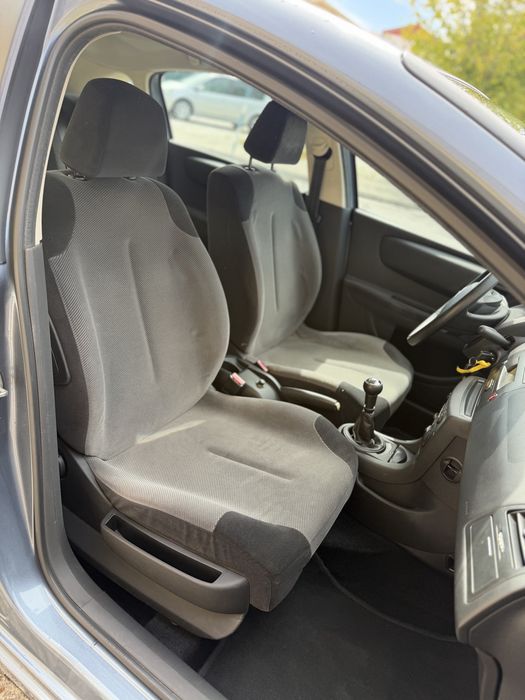Citroen c4 1.4 i