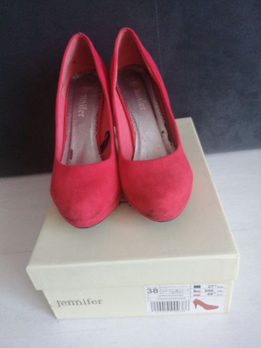 Czerwone szpilki 38 zamsz ccc