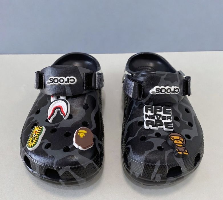 Сучасні крокси бейп bape