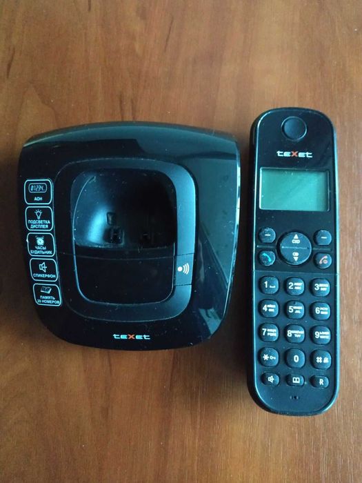 Телефоны Panasonic KX-TCD215ua и Тexet tx-d4400А