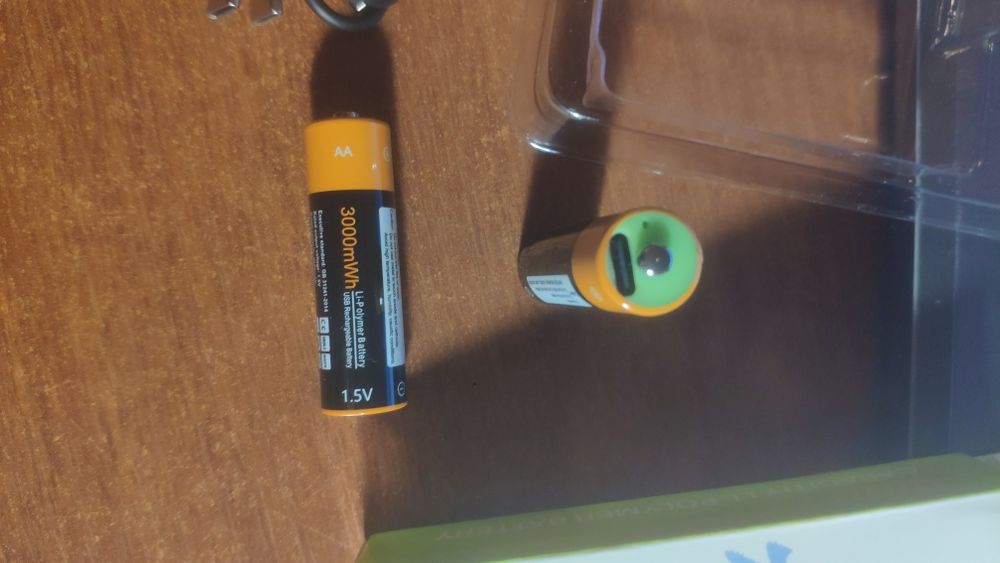 Батарейка литиевая полимер Znter 1,5 V AA 3000  AAA 1100 зар USB TupeC