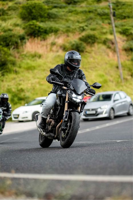 Honda CB500F Impecável