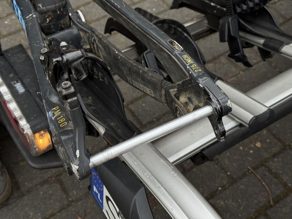 Oś / ośka do ramy yt tues mk3