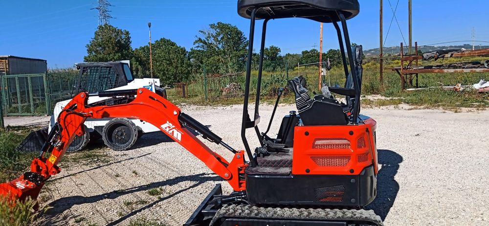 Mini giratória 2000kg,c/ 3 baldes