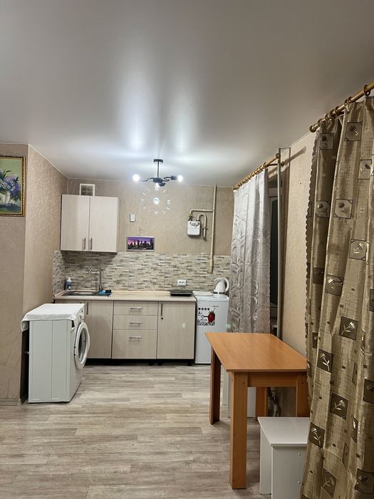 Посуточно Павлоград (центр) 38 0509959446