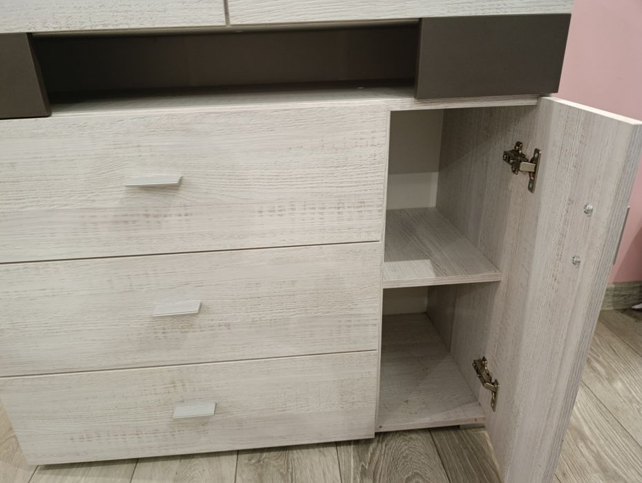 Komoda z Agaty w bardzo dobrym stanie