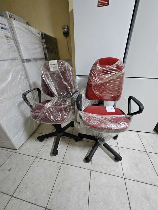 Стул компьютерний офісний новий