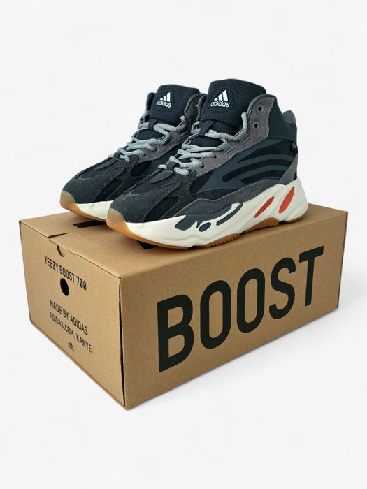 Жіночі зимові кросівки з хутром Adidas Yeezy Boost 700 V2 (-21°C)