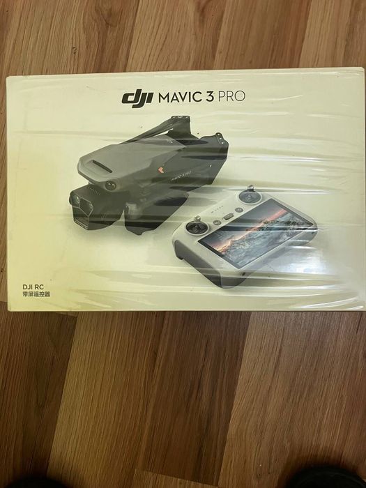 DJI MAVIC 3 pro.