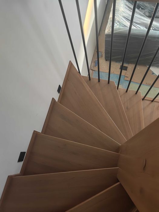 Schody drewniane na beton