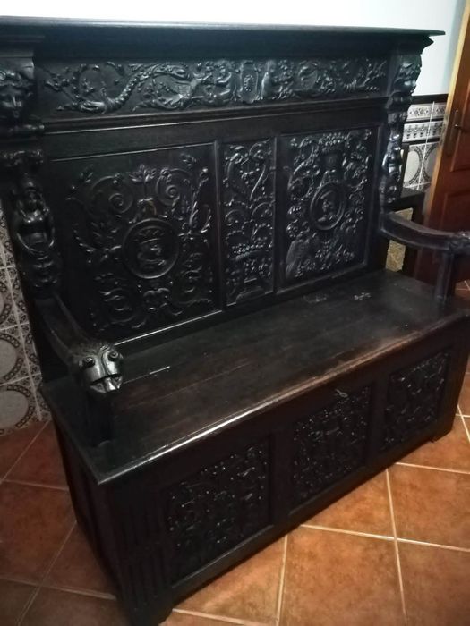 Banco/ arca estilo Renascença