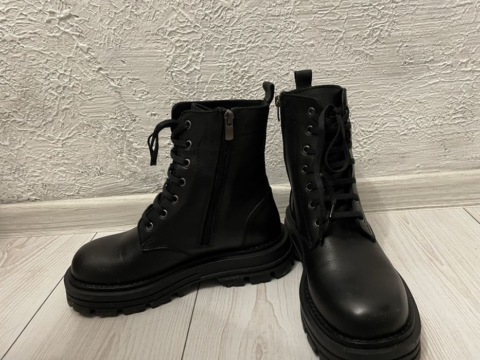 Чоботи зимові 38 розмір